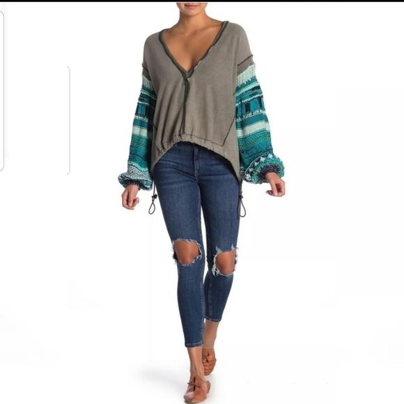 Free People busted Knee High rise skinny Jeans NWT - Picture 3 of 8